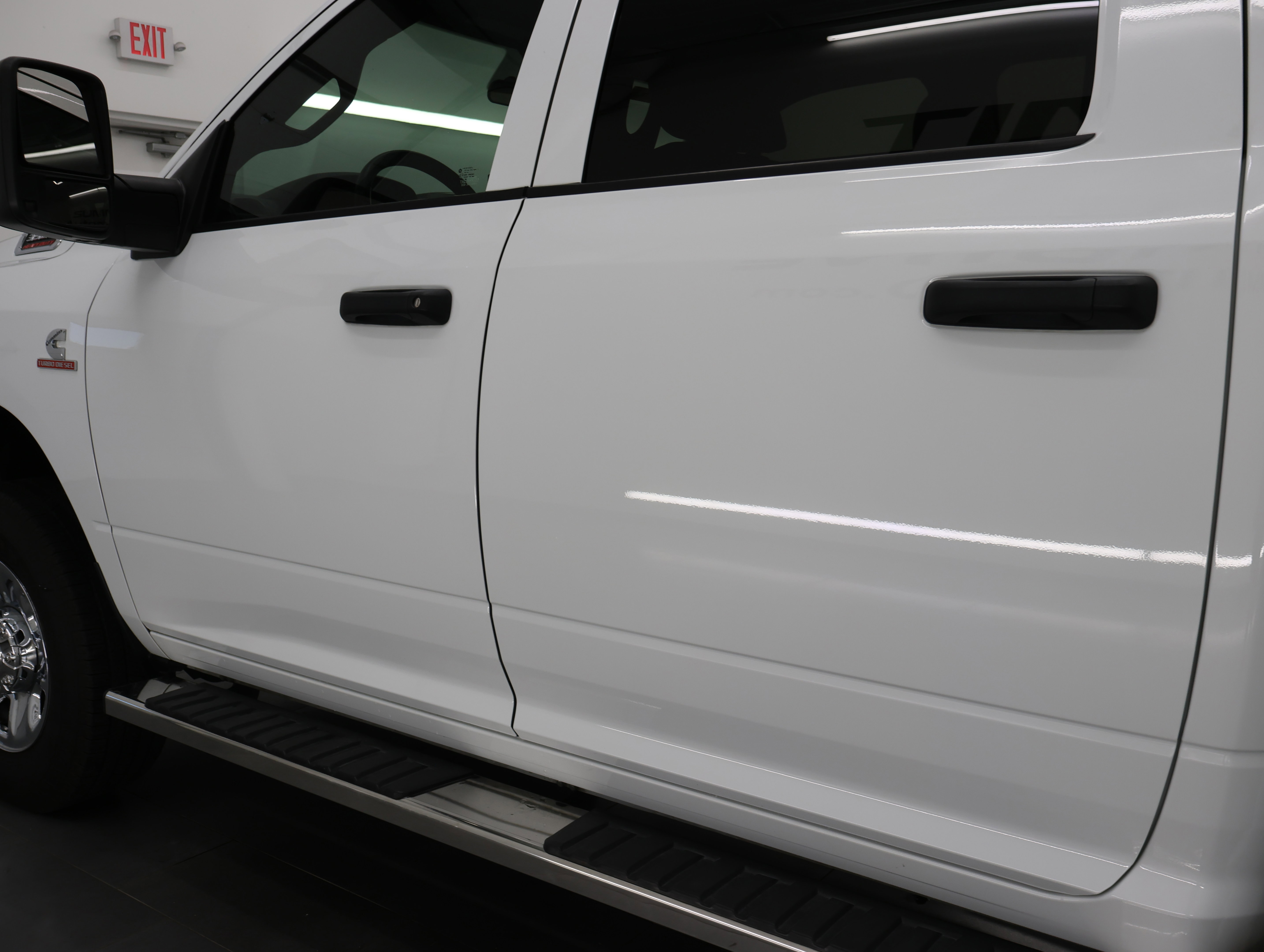 Used 2024 RAM 3500 Tradesman w/ Chrome Appearance Group AWD/4WD image 33