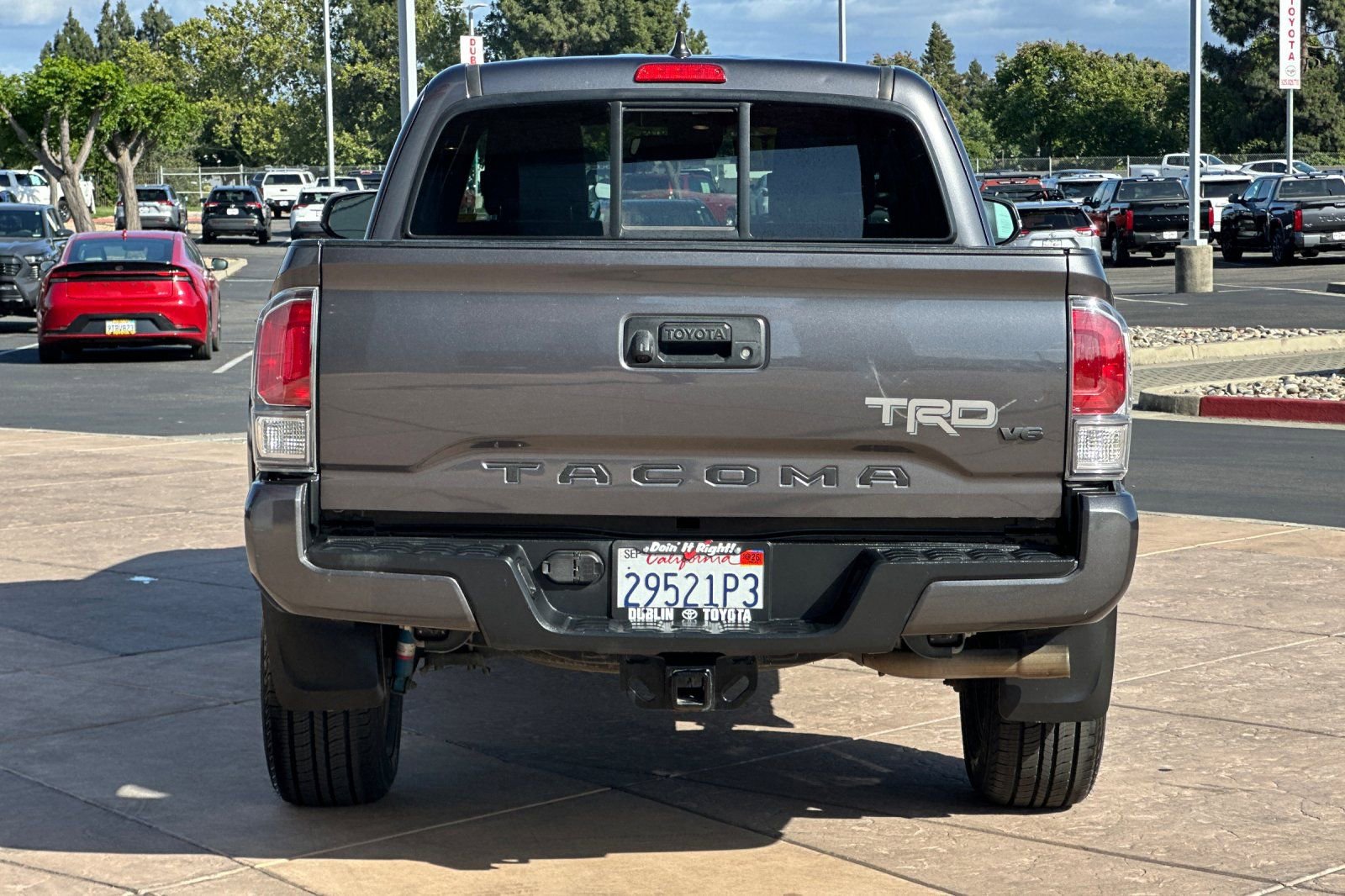 Used 2022 Toyota Tacoma TRD Sport w/ TRD Premium Sport Package RWD image 5