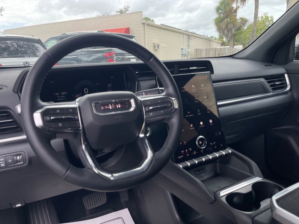 Used 2025 GMC Terrain Elevation image 12