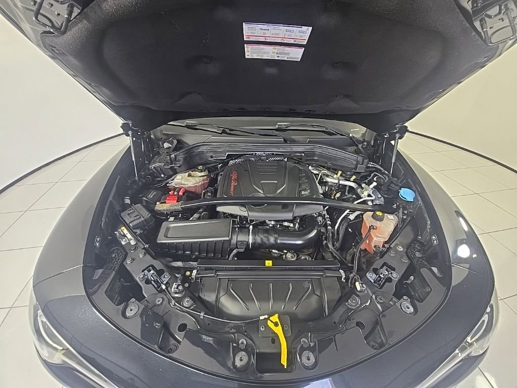 Used 2020 Alfa Romeo Stelvio w/ Nero Edizione RWD image 34