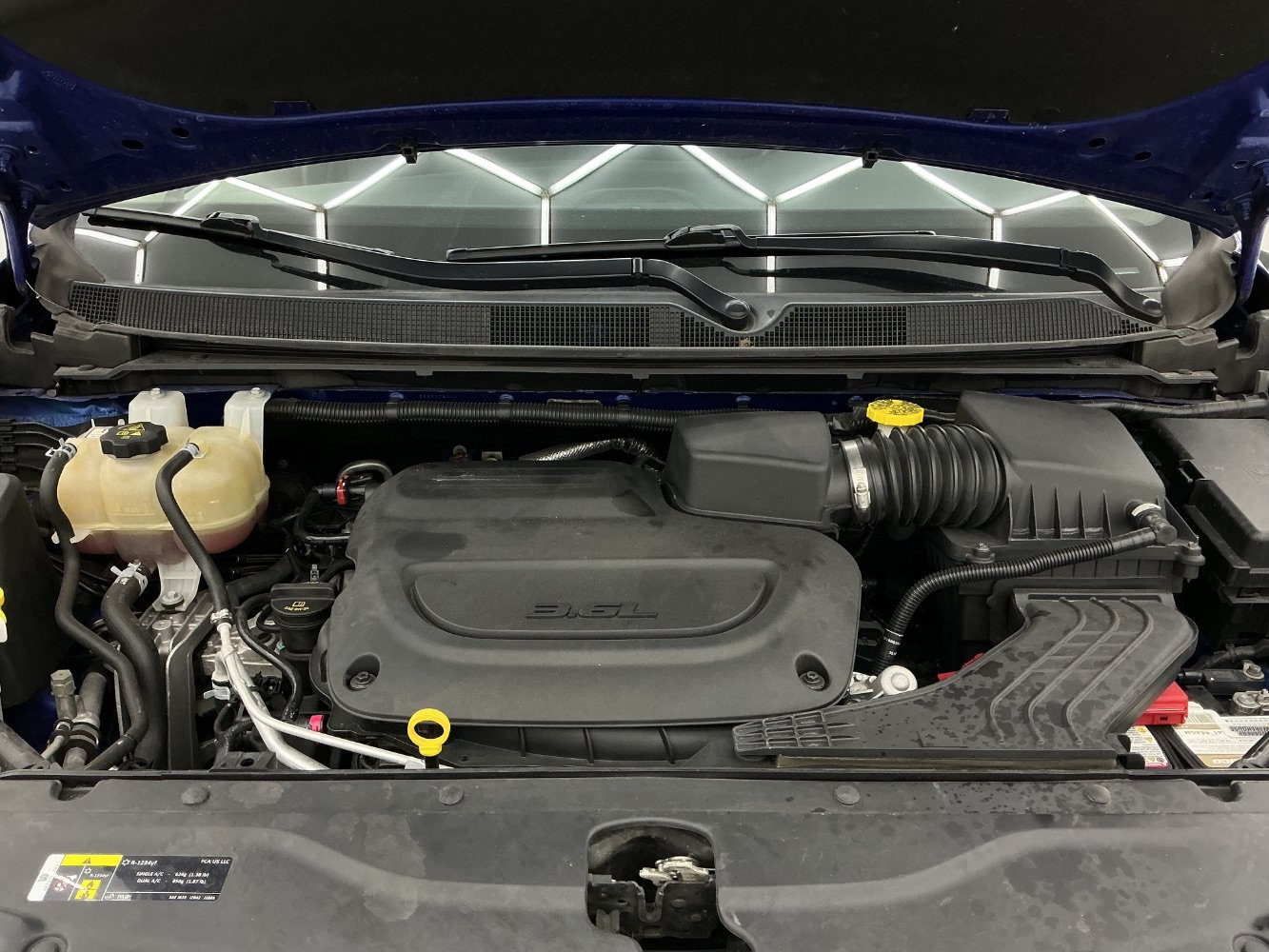 Used 2020 Chrysler Pacifica Touring w/ Advanced Safetytec Group FWD image 42