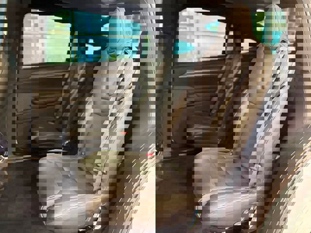 Used 2022 Tesla Model X Plaid image 22