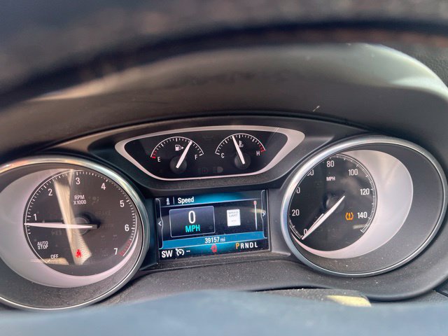 Used 2020 Buick Envision Essence w/ Experience Buick Package FWD image 8