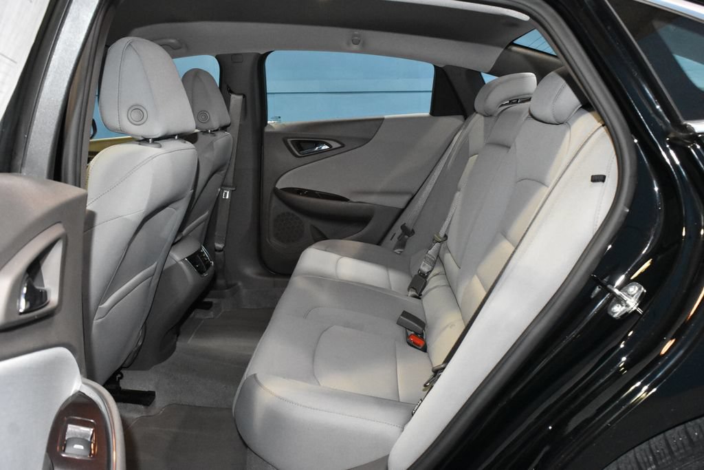 Used 2020 Chevrolet Malibu LT FWD image 18