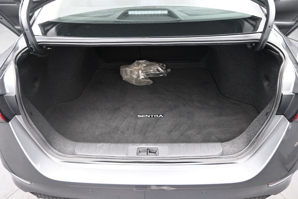 Used 2023 Nissan Sentra S FWD image 22