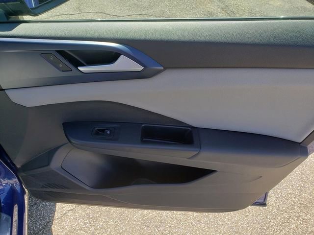 Used 2022 Volkswagen Taos SE image 19