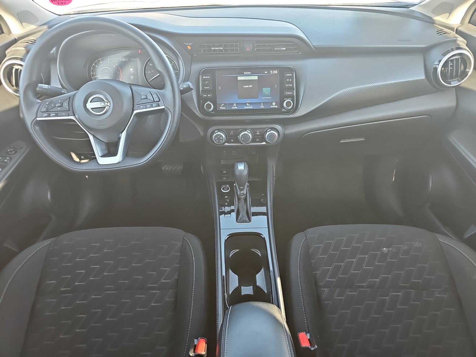 Used 2024 Nissan Kicks SV FWD image 12