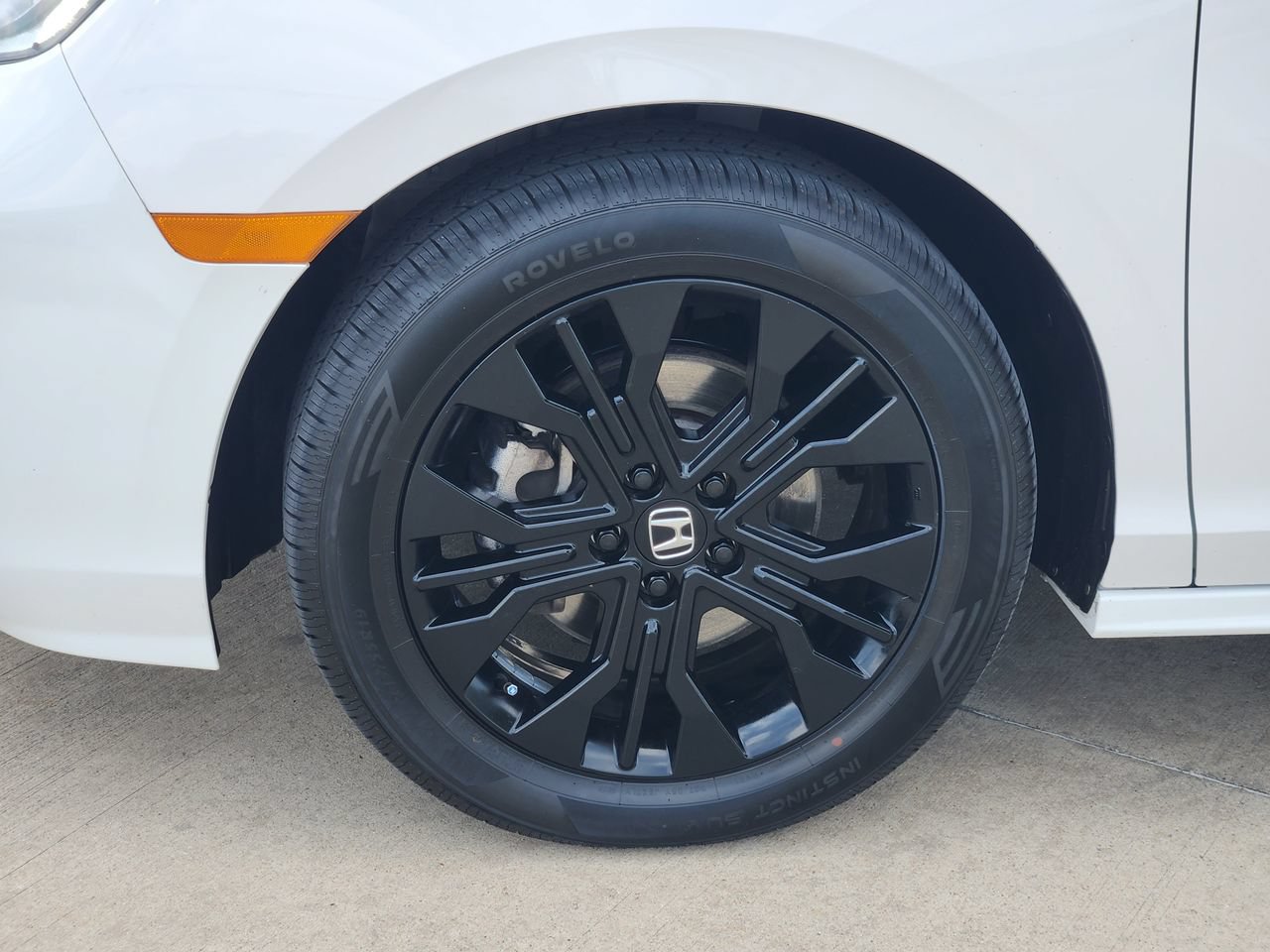 Used 2025 Honda Odyssey Sport-L image 11