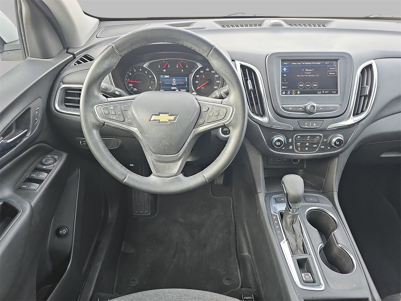 Used 2023 Chevrolet Equinox LT image 16