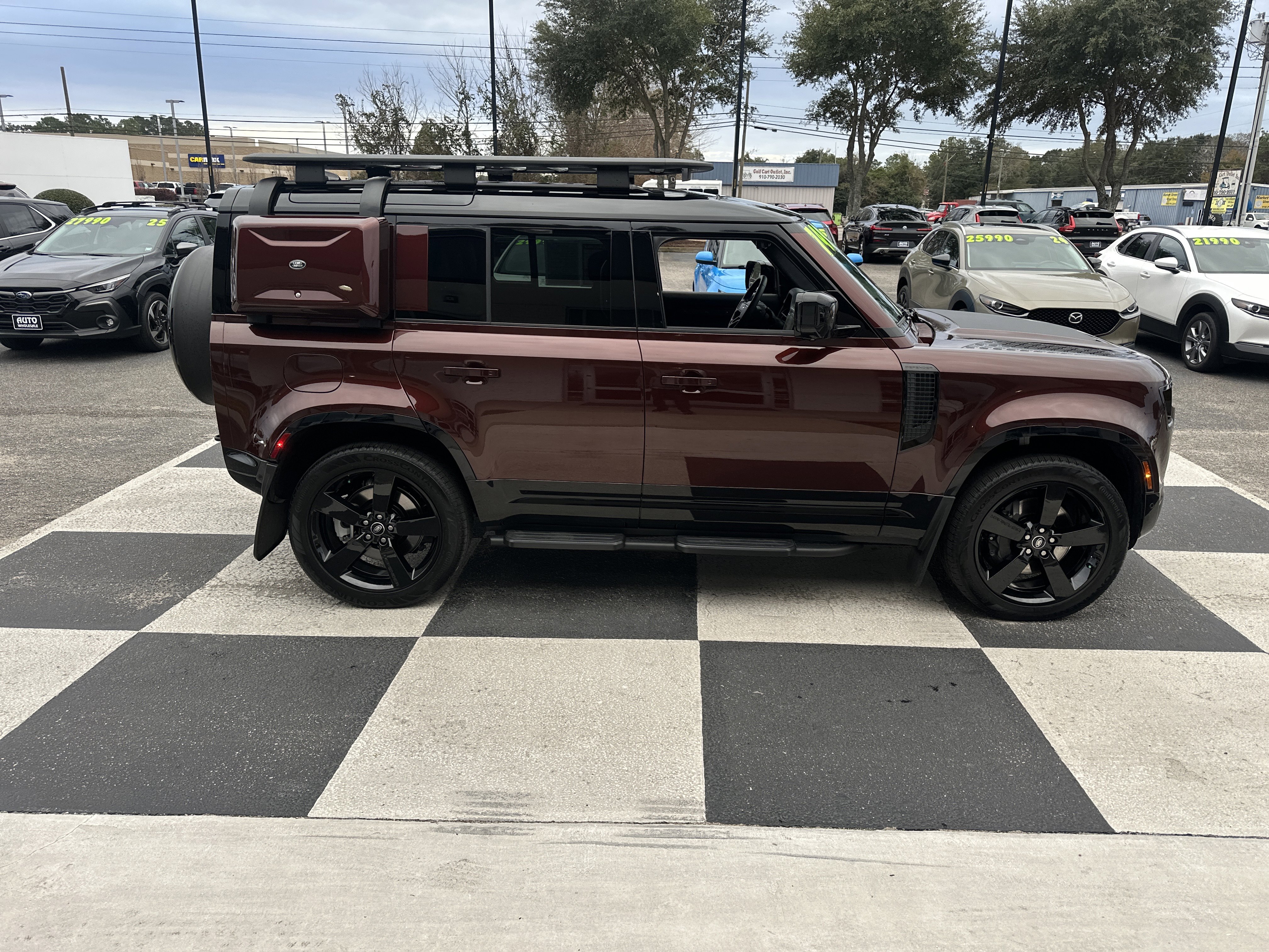 Used 2025 Land Rover Defender 110 Sedona Red Edition image 3