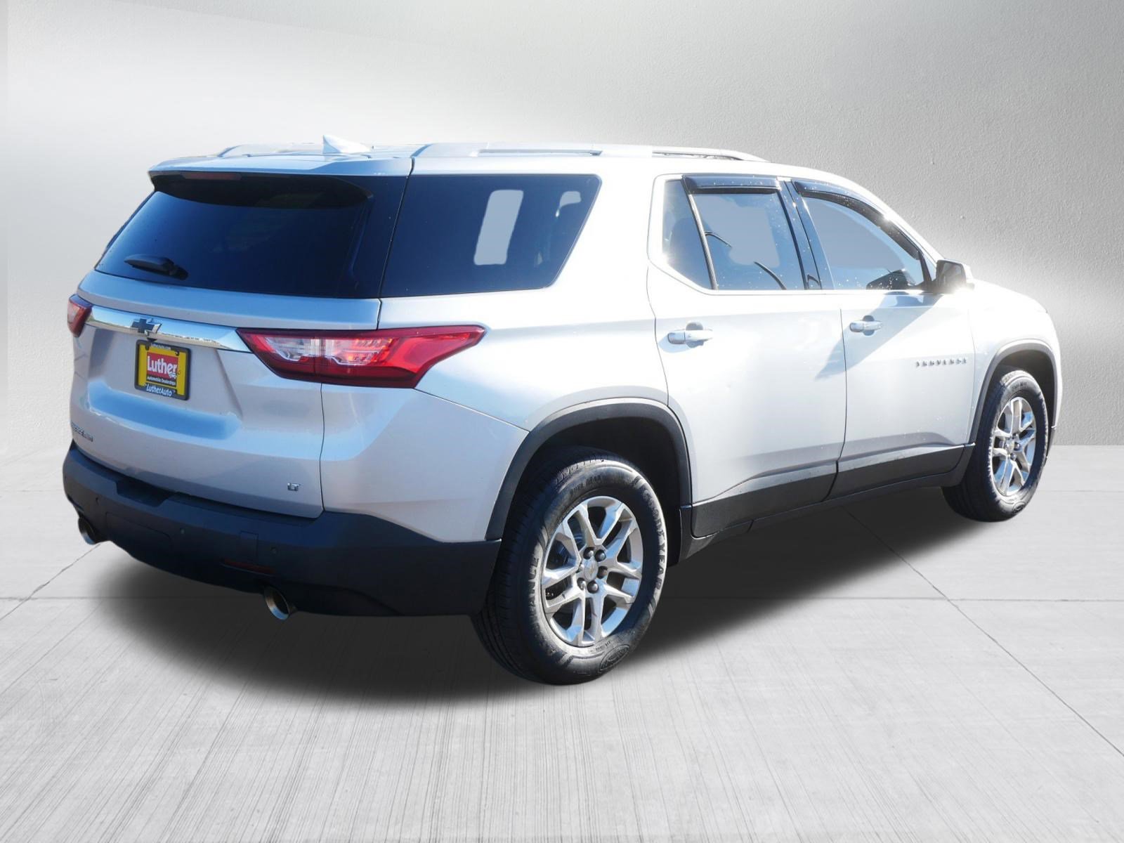 Used 2018 Chevrolet Traverse LT AWD/4WD image 7