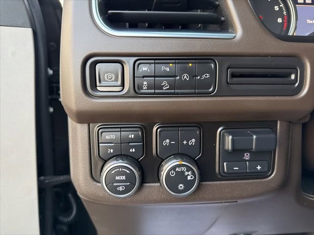 Used 2021 Chevrolet Tahoe Z71 w/ Z71 Off-Road Package image 29