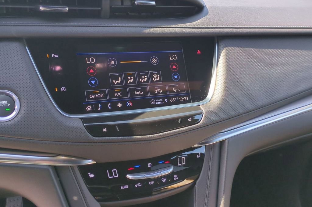 Used 2025 Cadillac XT5 Luxury image 13