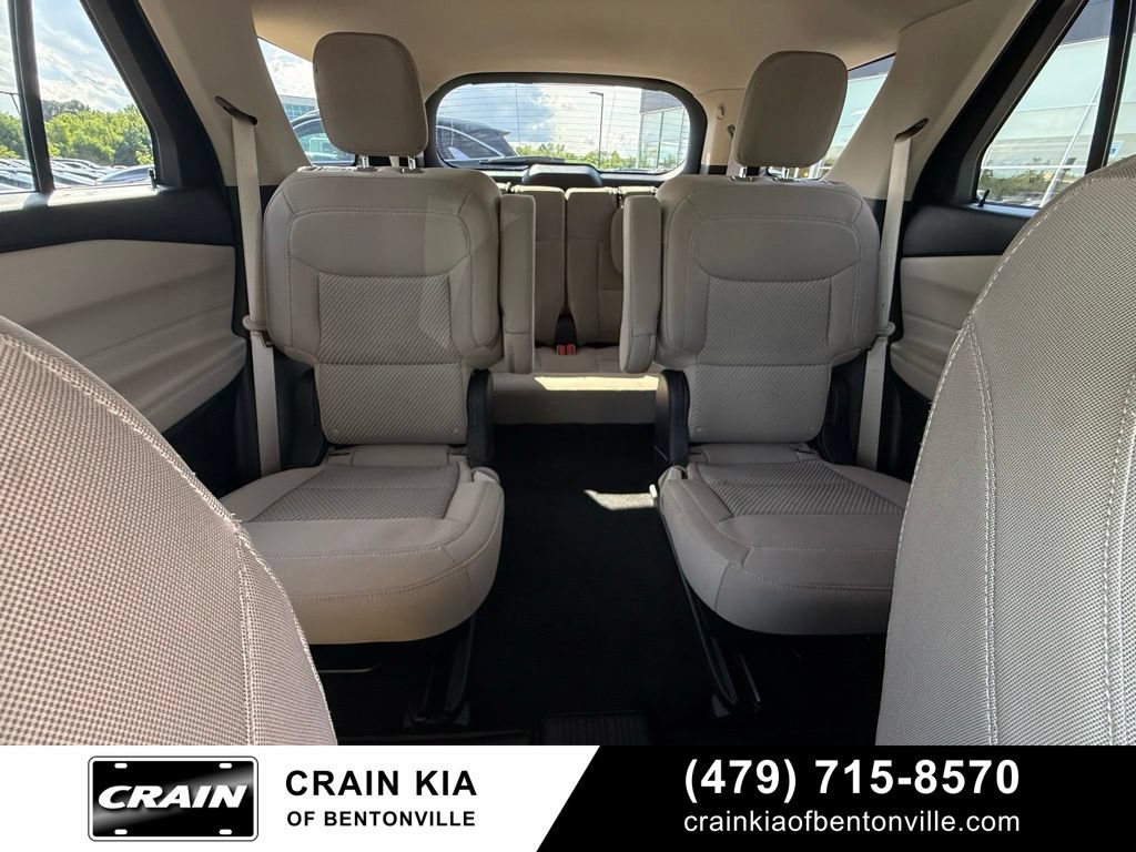Used 2023 Ford Explorer XLT RWD image 30