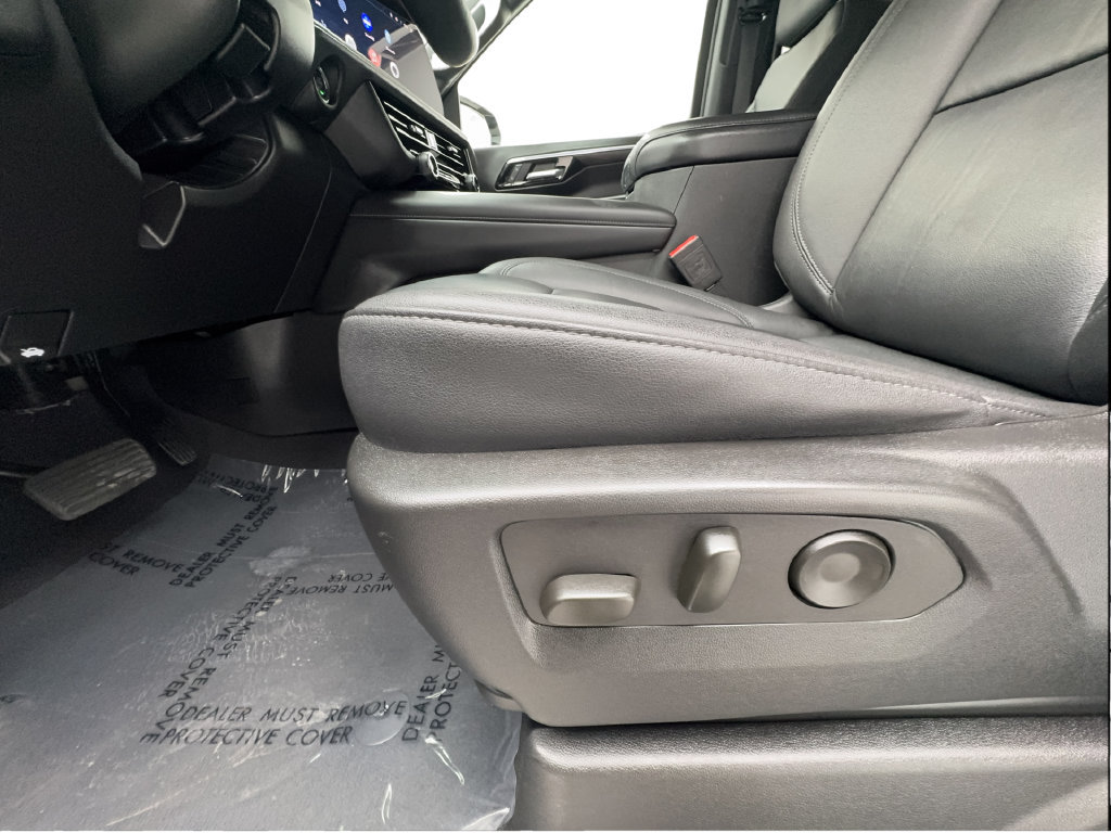 Used 2025 Chevrolet Tahoe LT RWD image 28