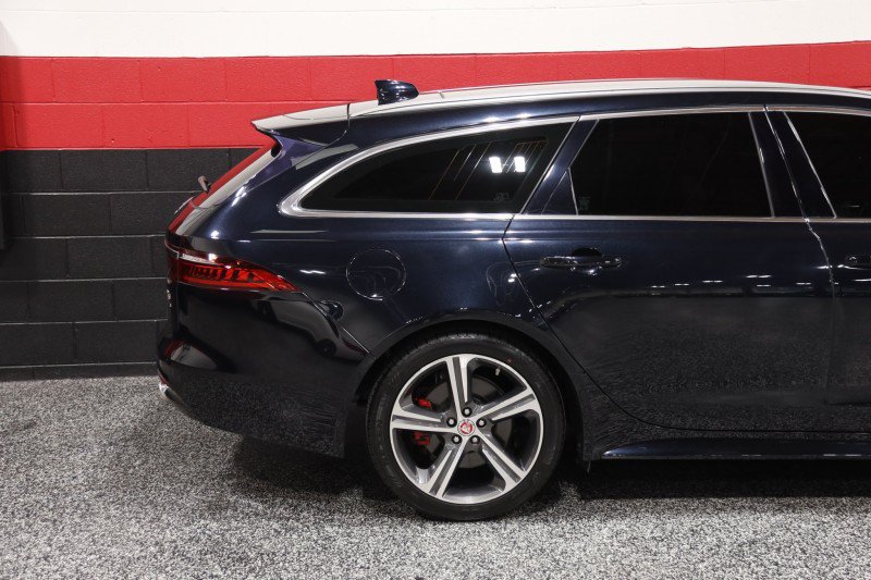Used 2018 Jaguar XF First Edition AWD/4WD image 5