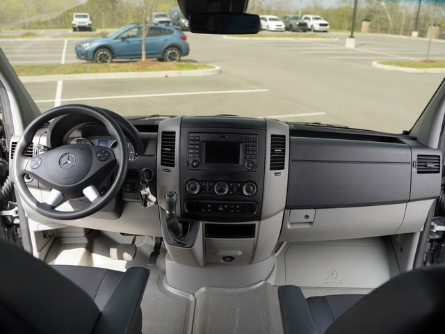 Used 2018 Mercedes-Benz Sprinter 2500 image 22