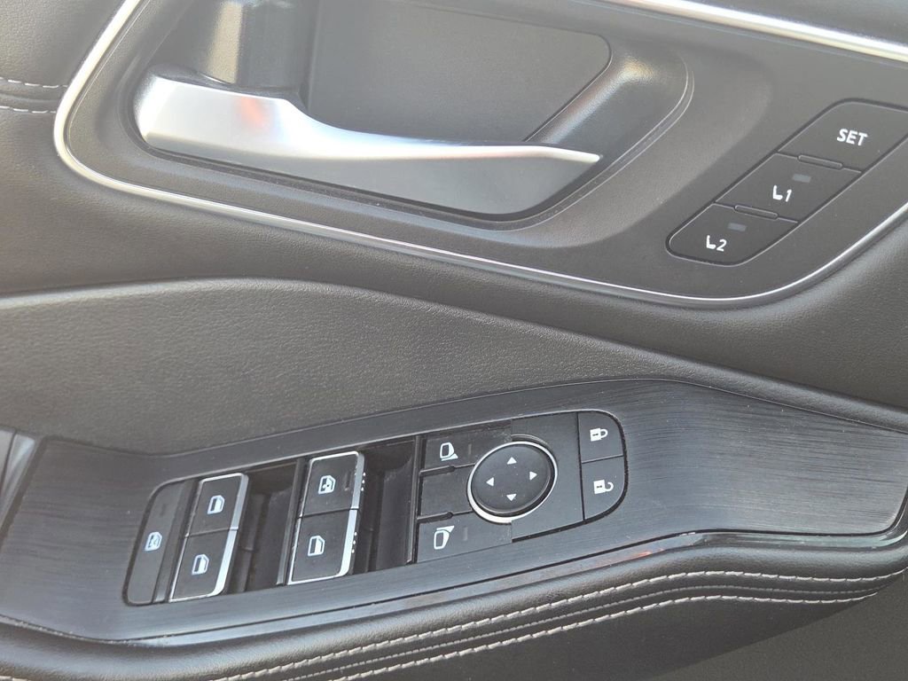 Used 2021 Nissan Rogue SL AWD/4WD image 27