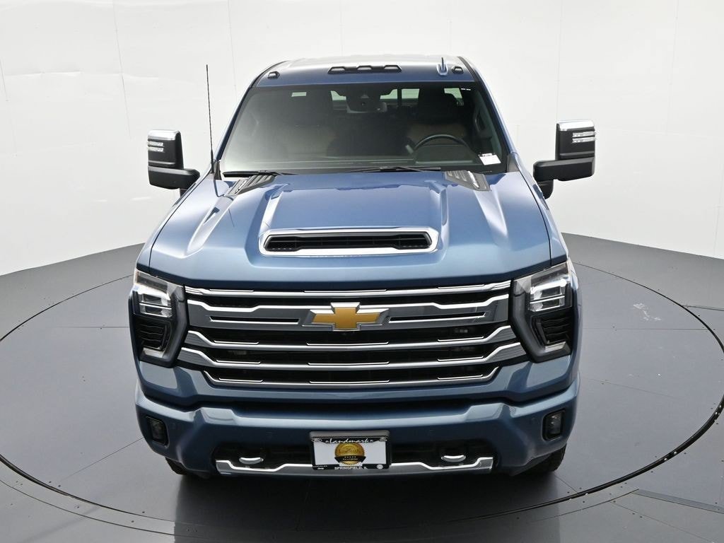 Used 2024 Chevrolet Silverado 3500 High Country w/ Z71 Off-Road Package AWD/4WD image 16