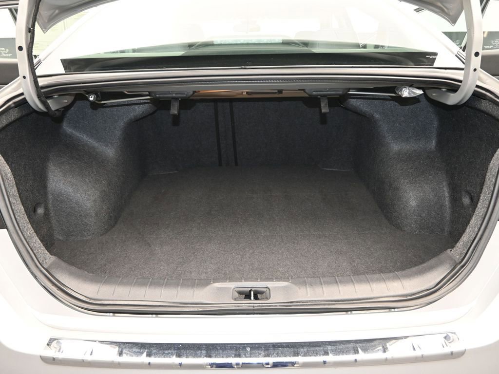 Used 2021 Nissan Altima 2.5 SV w/ SV Premium Package image 12