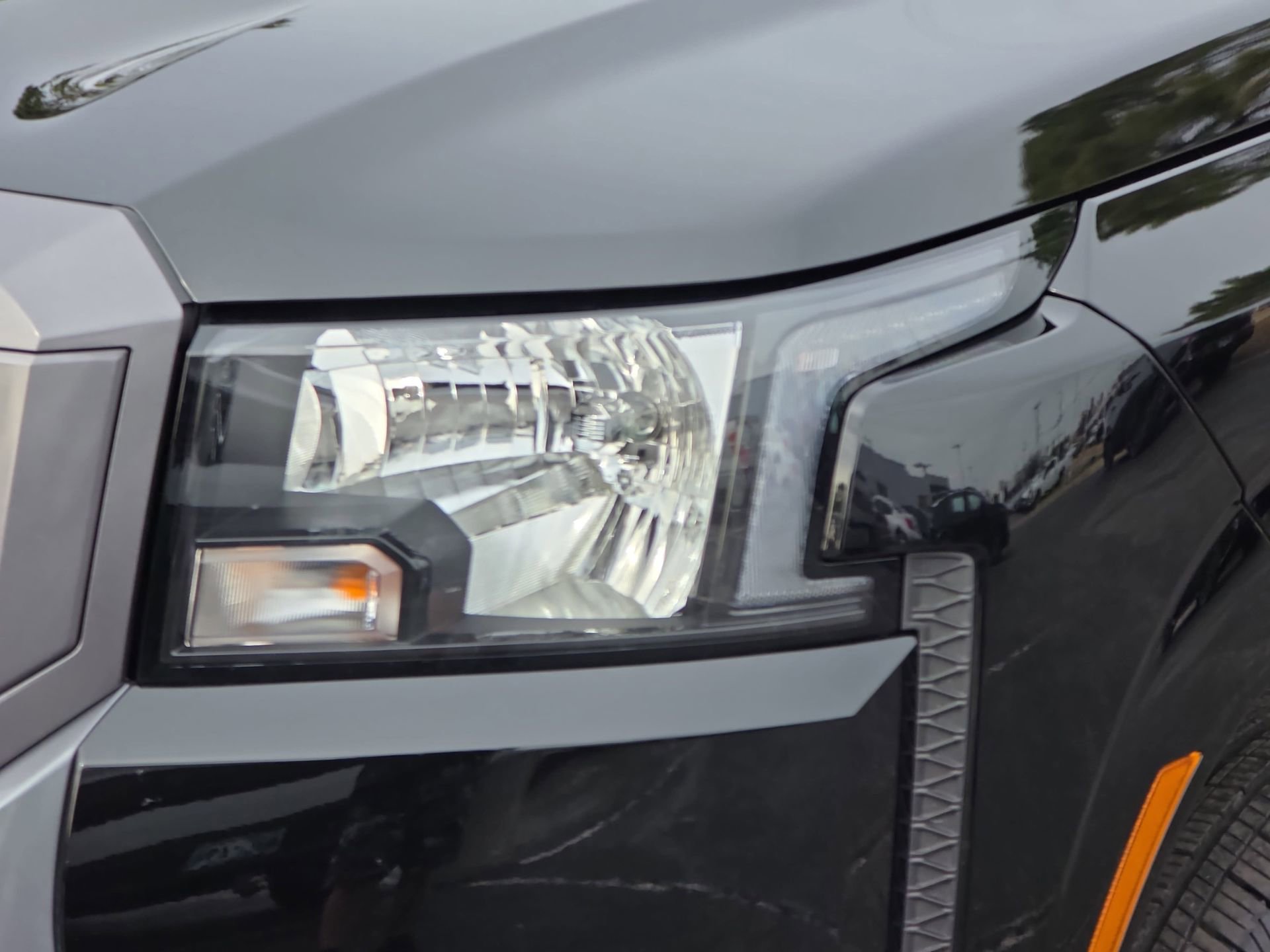 Certified 2025 Nissan Frontier SV w/ SV Convenience Package image 28