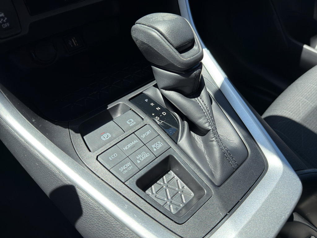 Certified 2024 Toyota RAV4 XLE AWD/4WD image 18