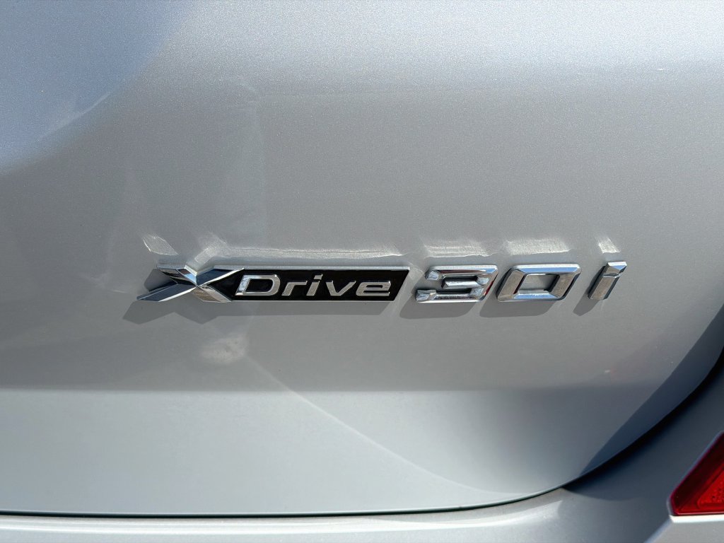 Used 2020 BMW X3 xDrive30i w/ Executive Package AWD/4WD image 11