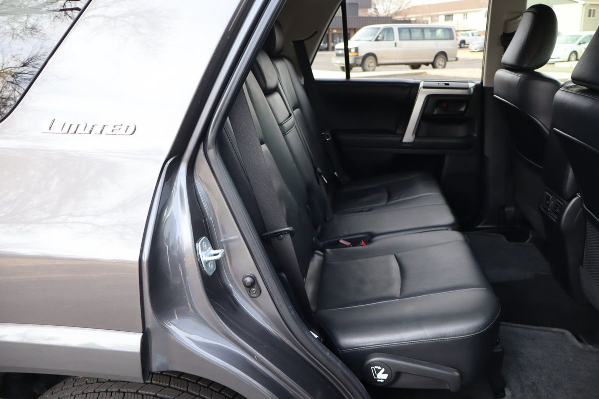 Used 2012 Toyota 4Runner Limited image 21