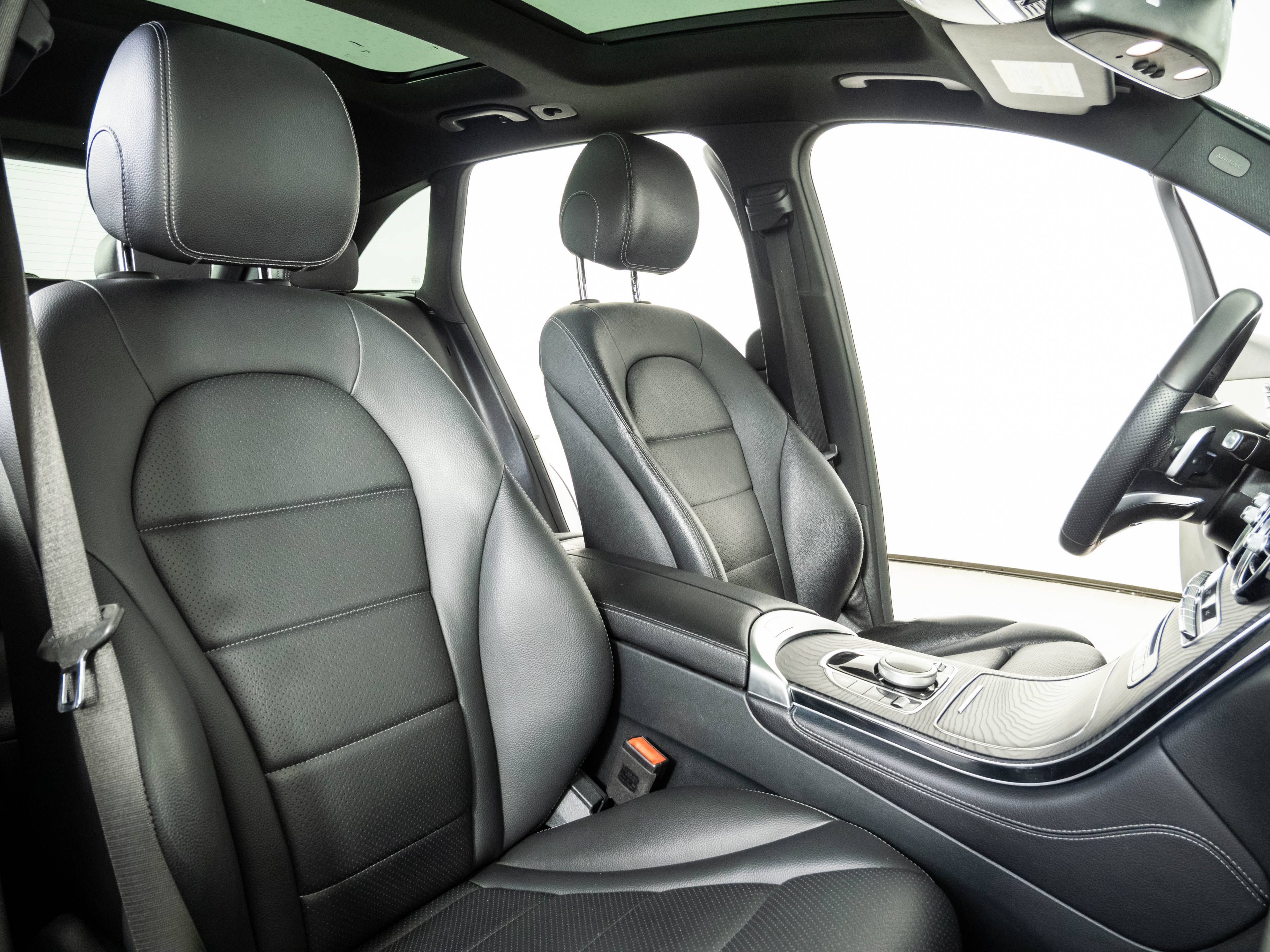 Used 2019 Mercedes-Benz GLC 300 image 21