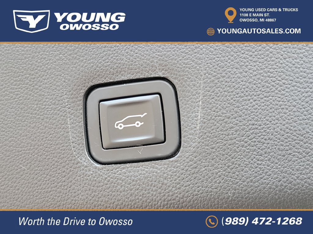 Used 2019 Chevrolet Traverse LT w/ LPO, Black Accent Package FWD image 35