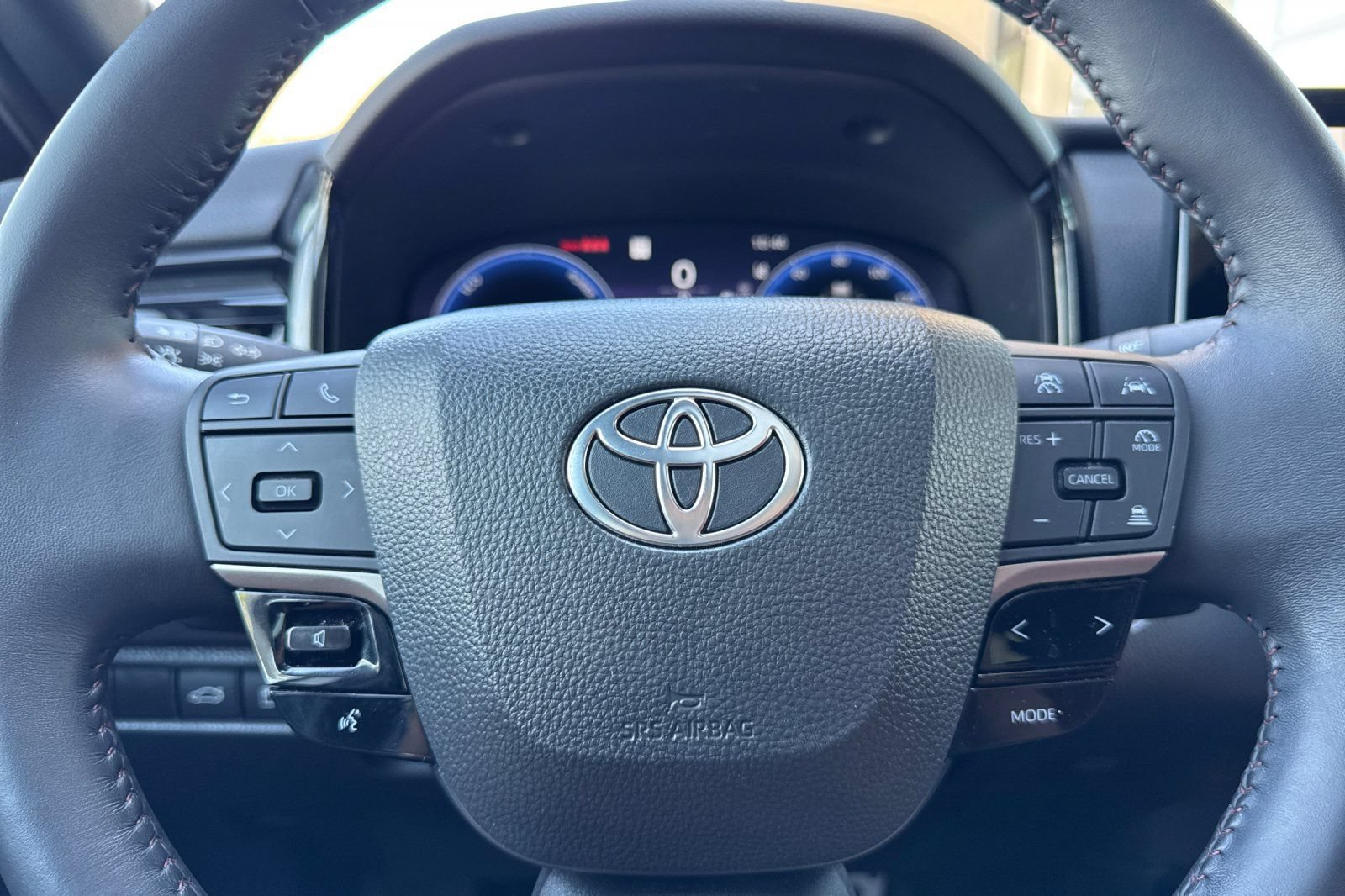 Used 2025 Toyota Camry XSE w/ Premium Package AWD/4WD image 26