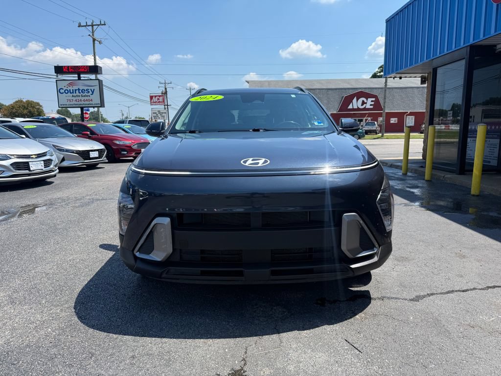 Used 2024 Hyundai Kona SEL FWD image 5