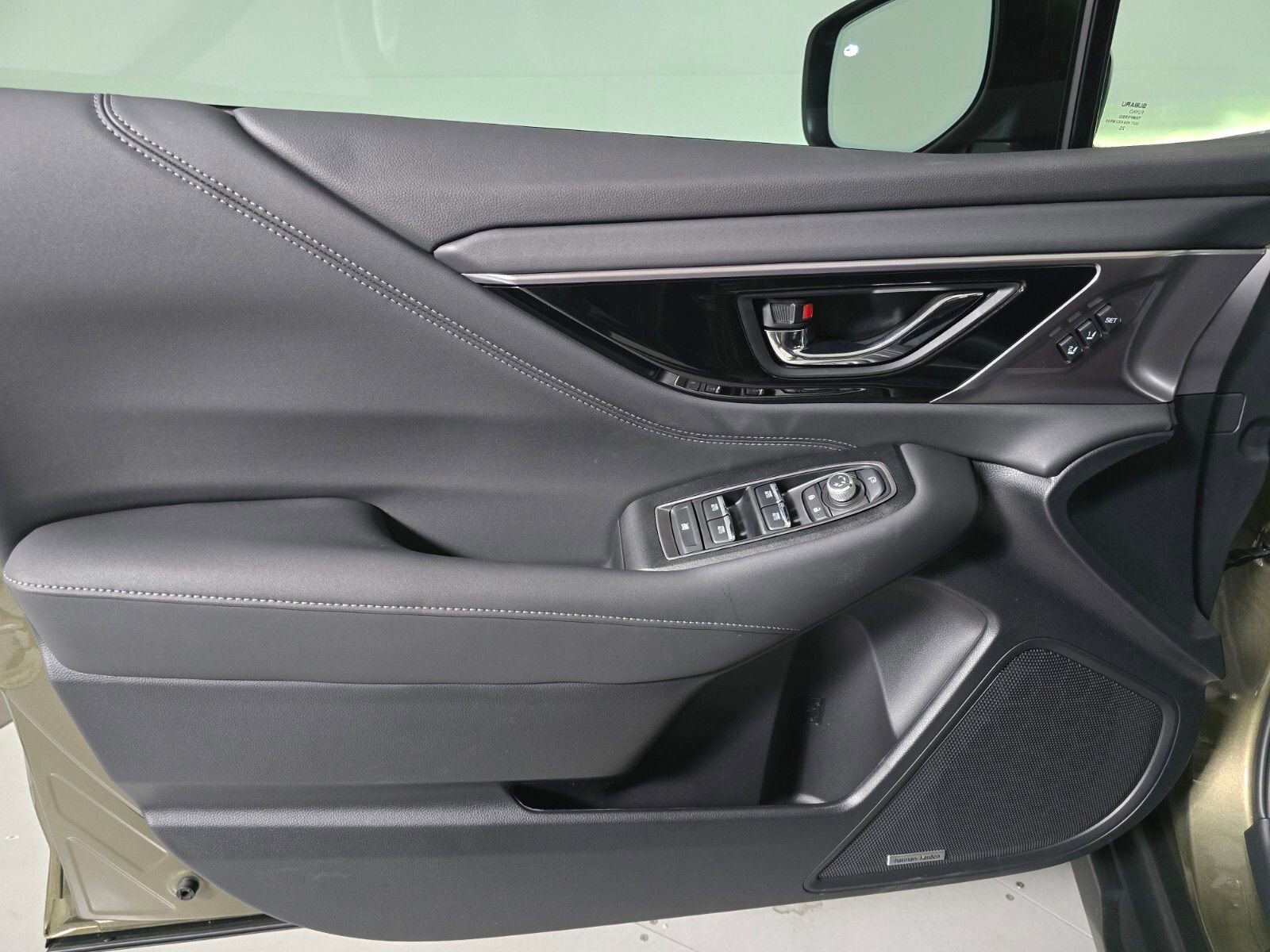 New 2025 Subaru Outback Touring XT image 33