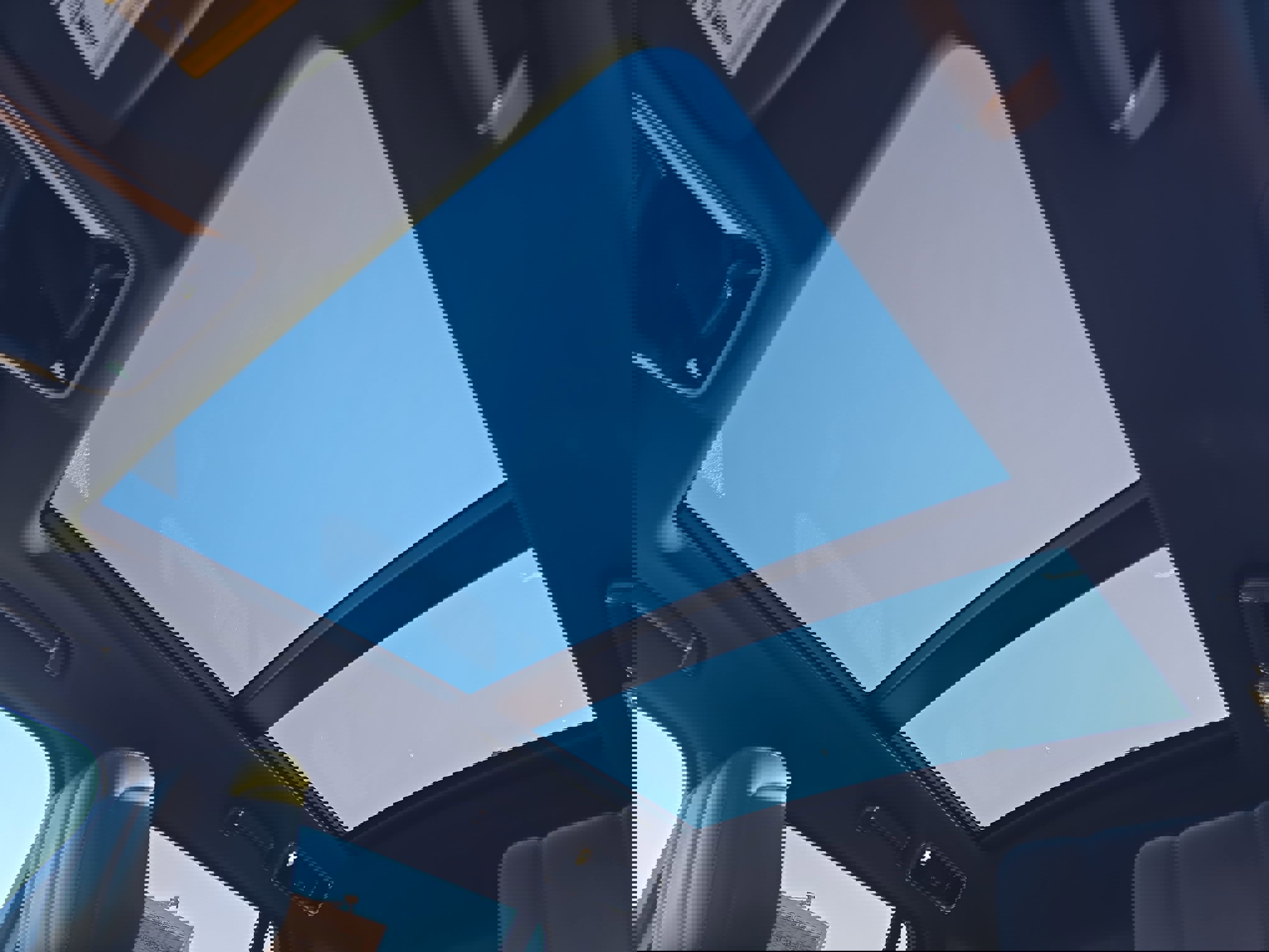 Used 2019 Land Rover Range Rover HSE image 32