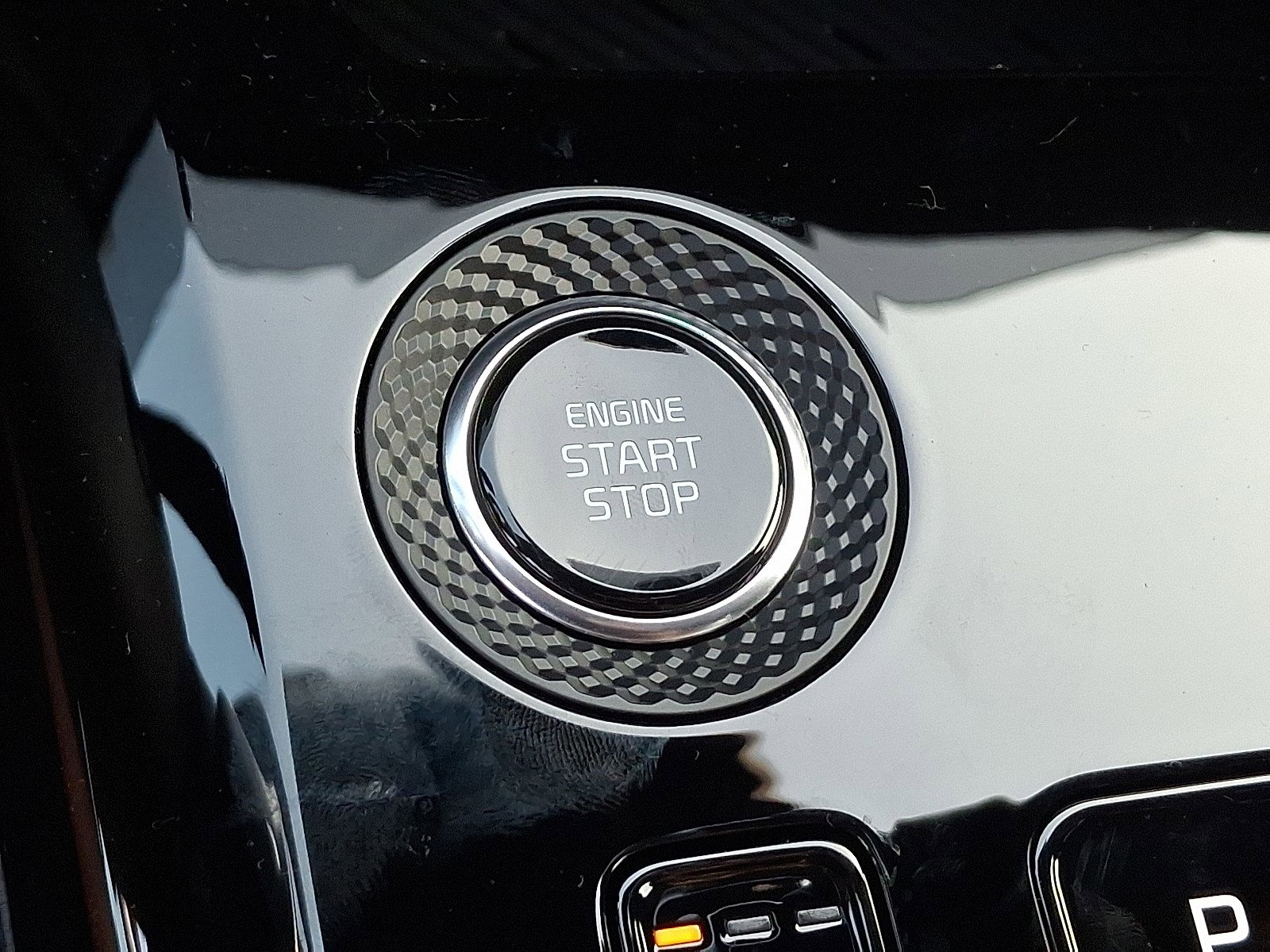 New 2025 Kia Niro EX image 10