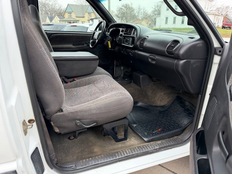 Used 2002 Dodge Ram 2500 Truck SLT image 15