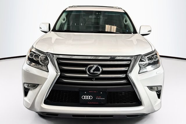 Used 2016 Lexus GX 460 Luxury AWD/4WD image 2