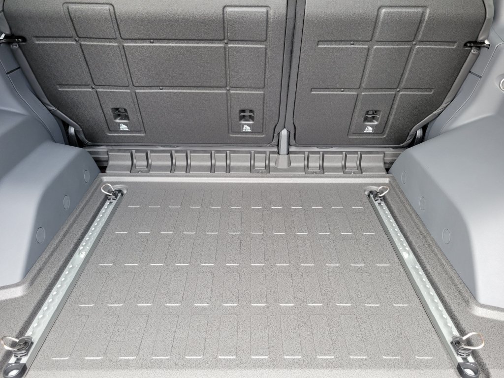 New 2026 INEOS Grenadier Station Wagon AWD/4WD image 5