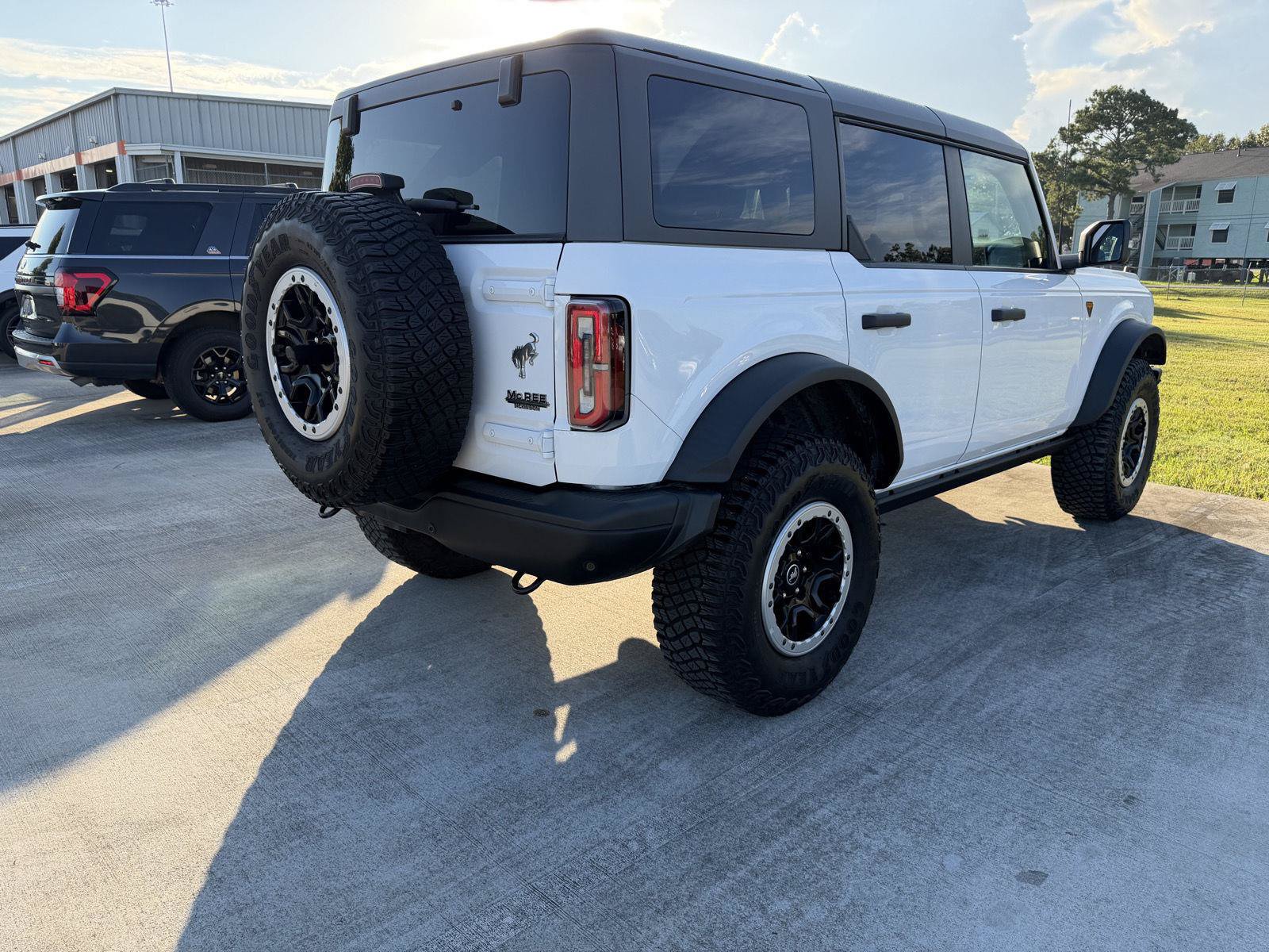 Used 2024 Ford Bronco Badlands AWD/4WD image 4