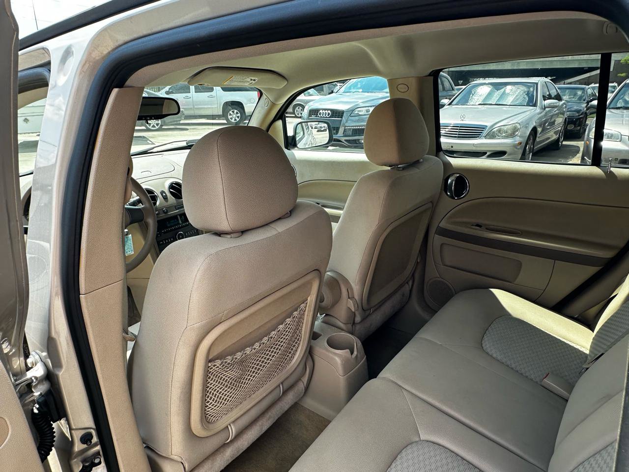 Used 2009 Chevrolet HHR LS image 39