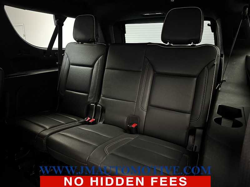 Used 2023 Chevrolet Suburban Premier AWD/4WD image 16