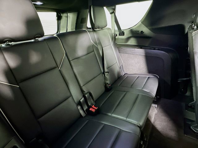 Certified 2023 Cadillac Escalade ESV Premium Luxury w/ LPO, Radiant Package image 30