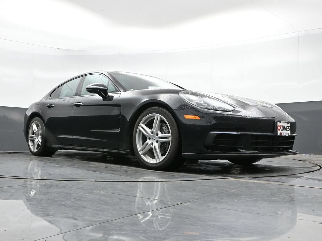 Used 2019 Porsche Panamera 4 AWD/4WD image 48