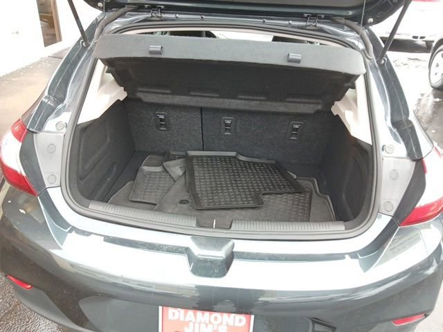 Used 2017 Chevrolet Cruze LT w/ Convenience Package image 13