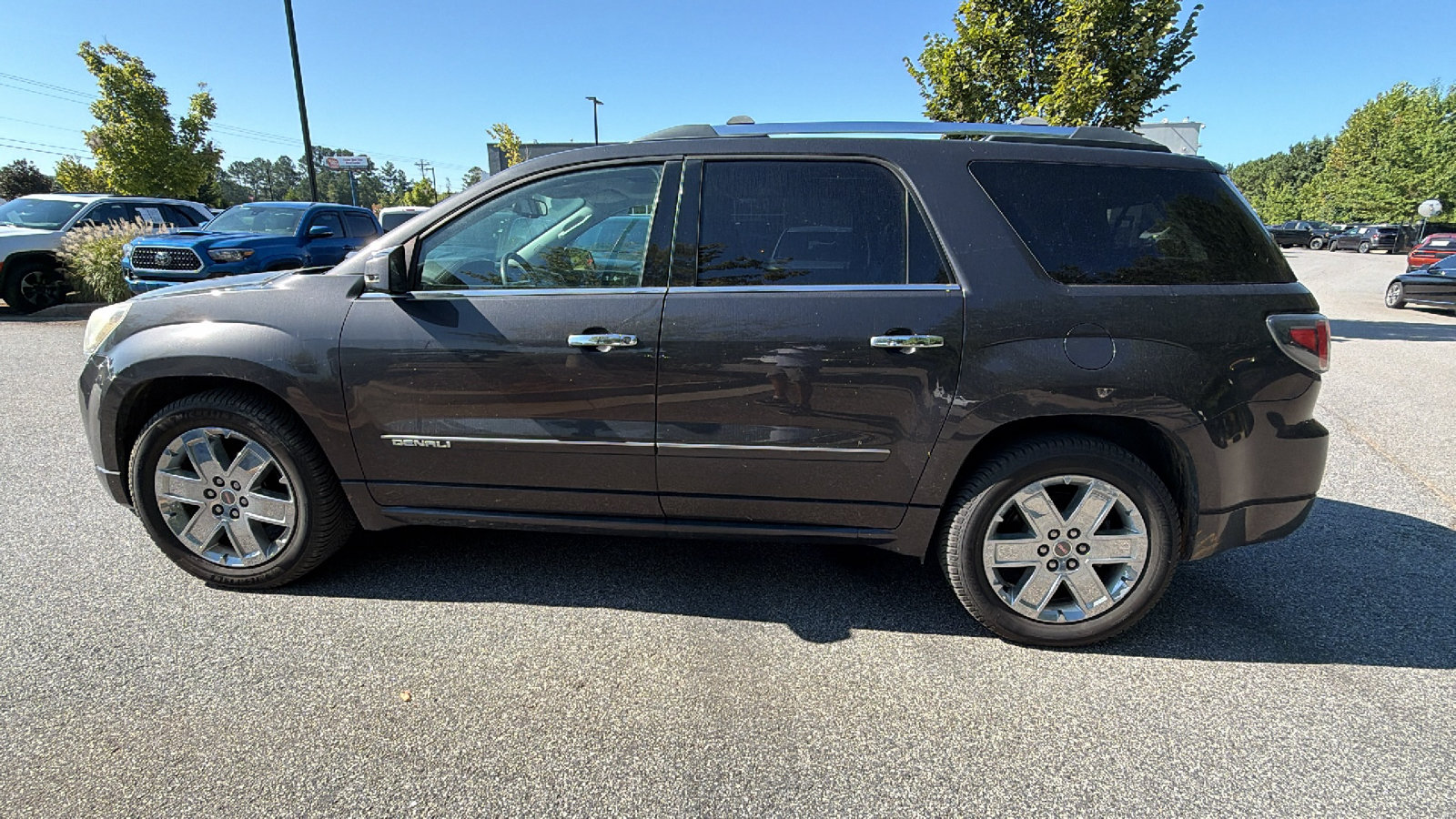 Used 2016 GMC Acadia Denali AWD/4WD image 11