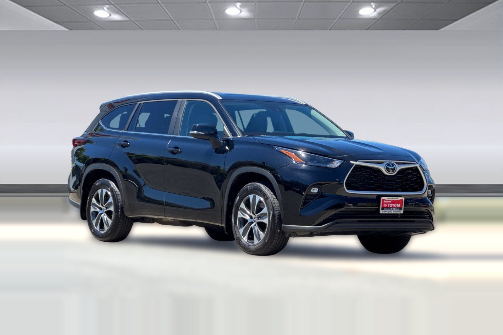 Used 2026 Toyota Highlander XLE AWD/4WD image 7