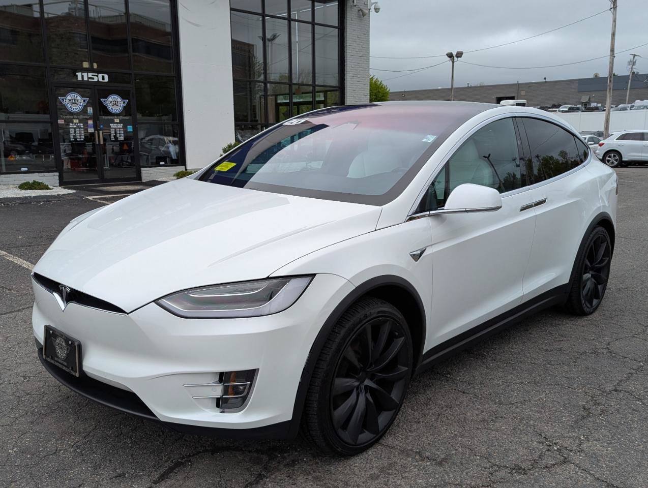 Used 2020 Tesla Model X Long Range AWD/4WD image 2
