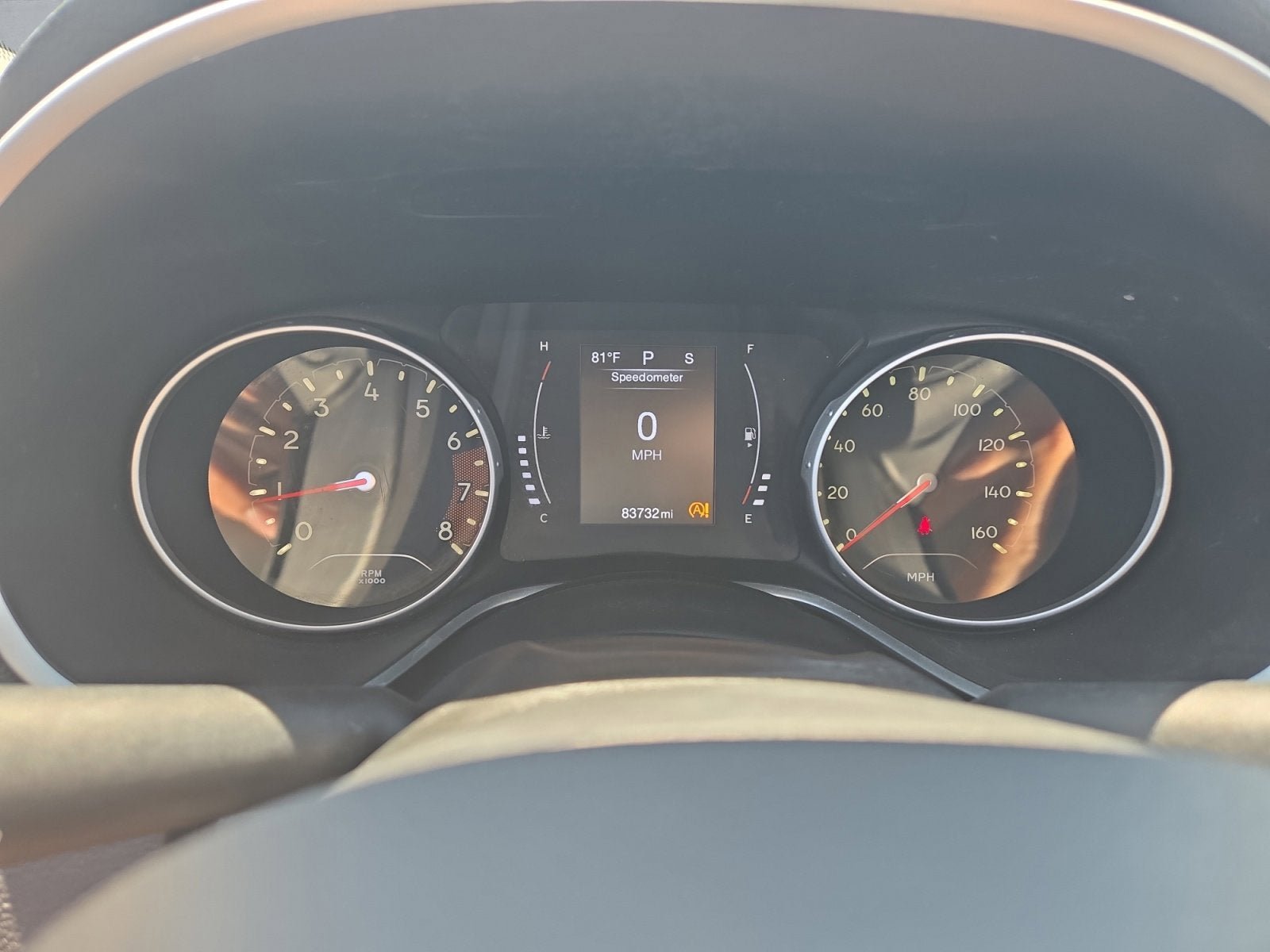 Used 2018 Jeep Compass Latitude w/ Cold Weather Group FWD image 16