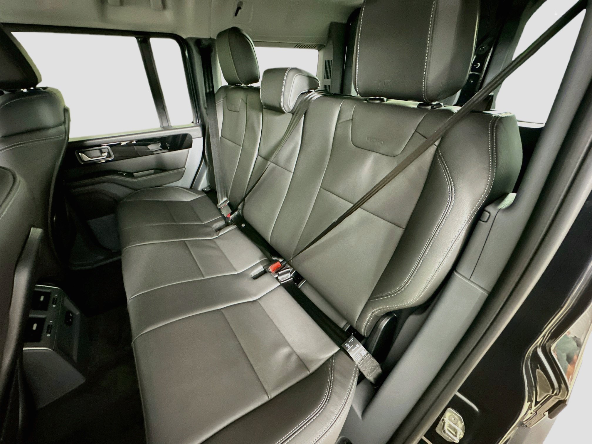 New 2026 INEOS Grenadier Station Wagon AWD/4WD image 38