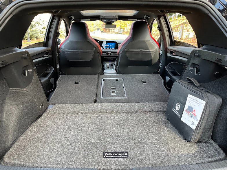 Used 2022 Volkswagen GTI SE w/ SE Leather Package image 48